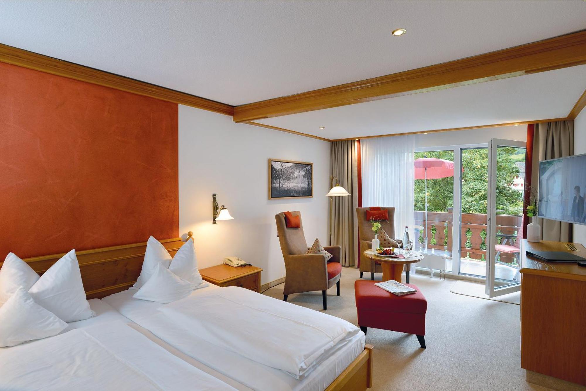 Dr Lohbeck Privathotel Sonne Baiersbronn Exteriör bild