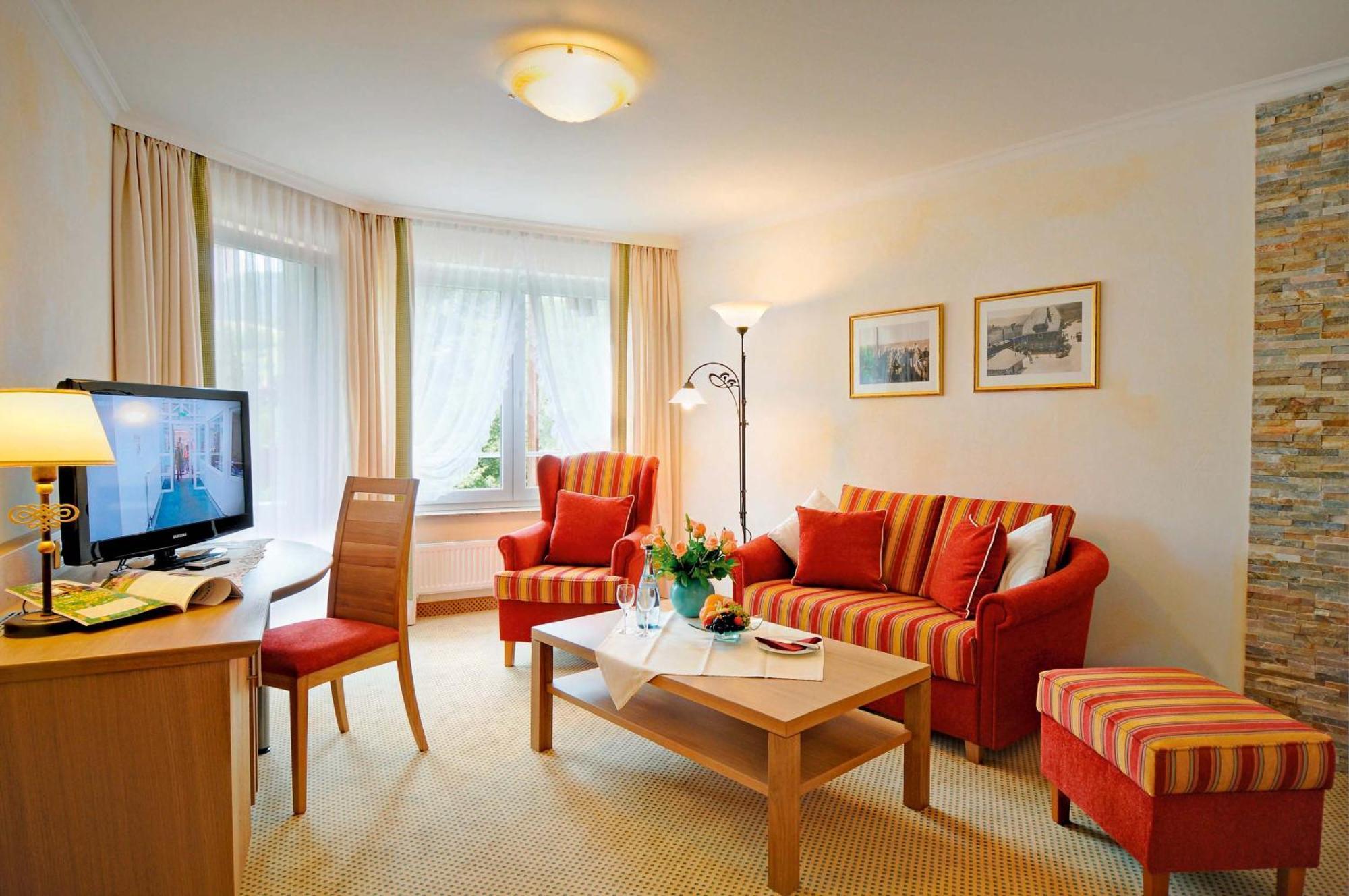 Dr Lohbeck Privathotel Sonne Baiersbronn Exteriör bild